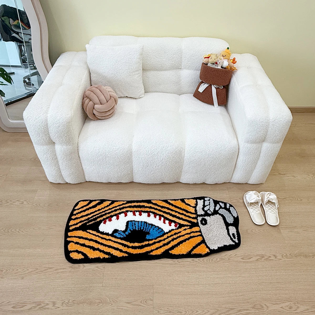 Eye Lighter Rug