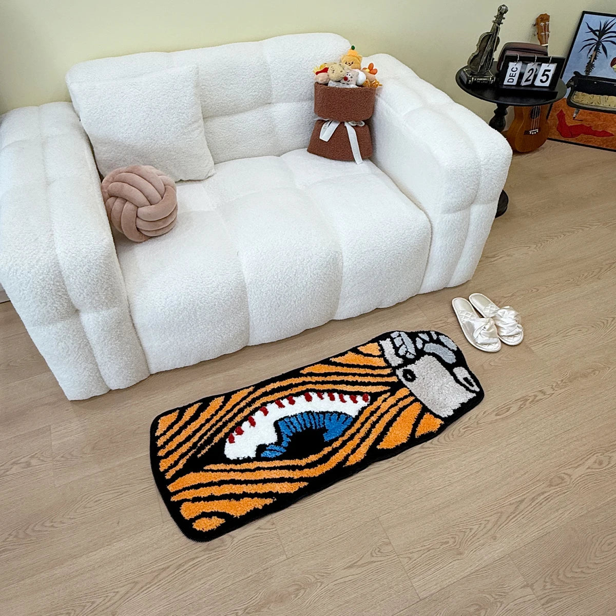 Eye Lighter Rug